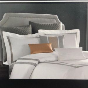 WAMSUTTA Bourbon Standard Shams